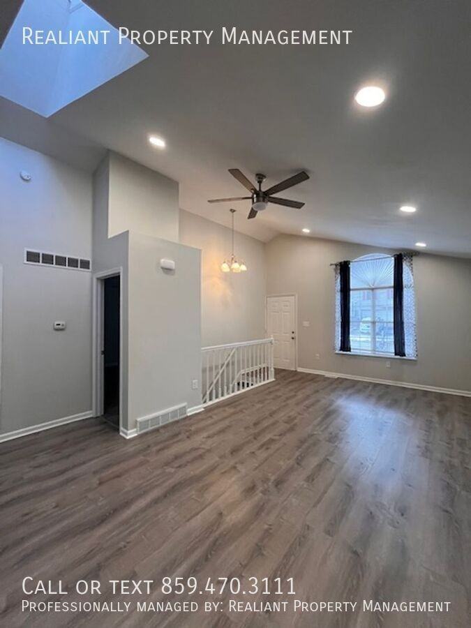 353 Chase Pl - Photo 5 of 19