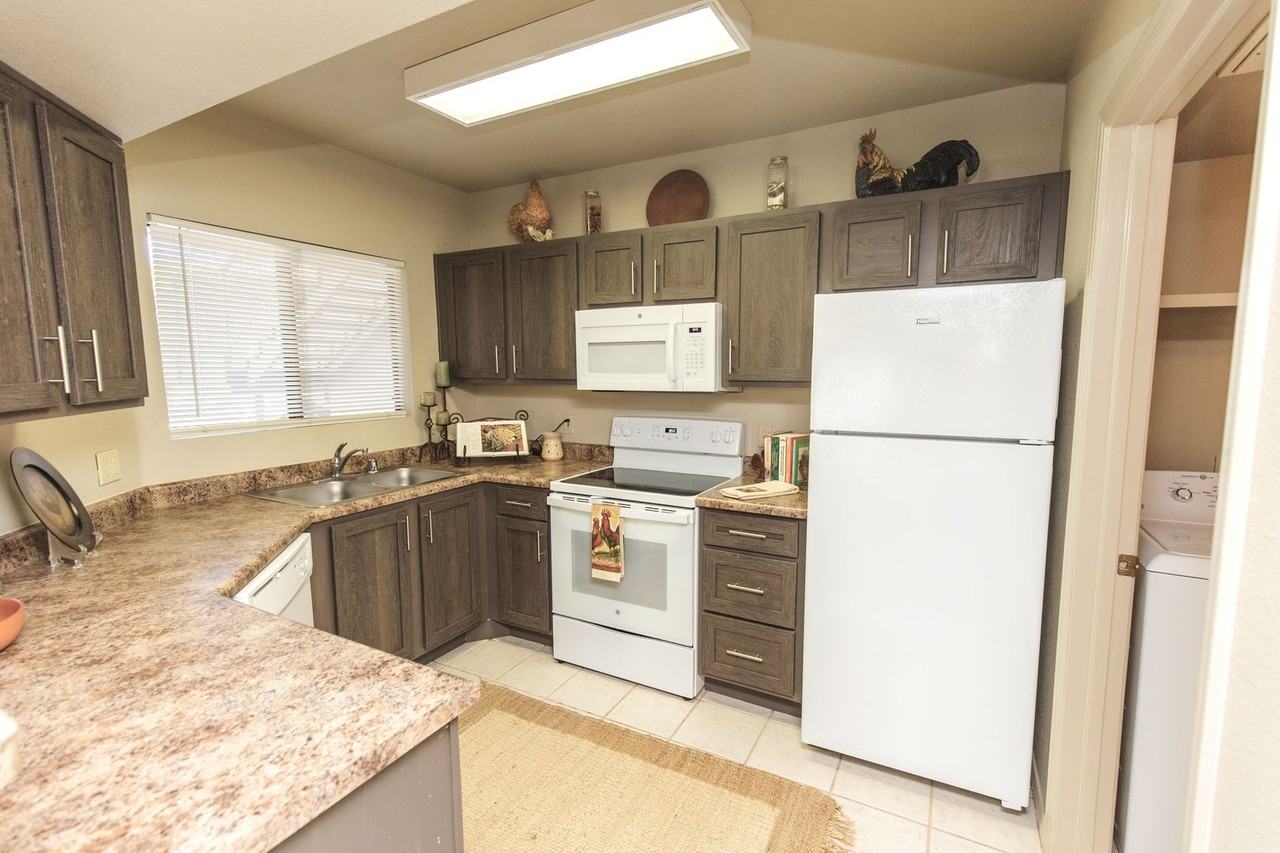 Quail Ridge Apartments - Photo 4 of 26