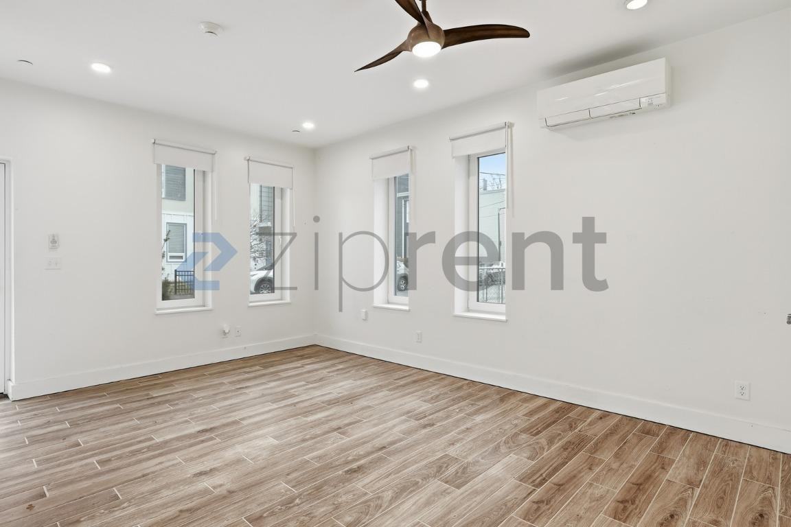 245 Norwell St #1 - Photo 7 of 23