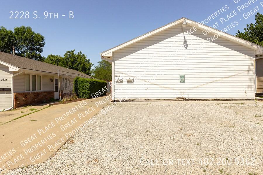 2228 S 9th St #B - Photo 7 of 50