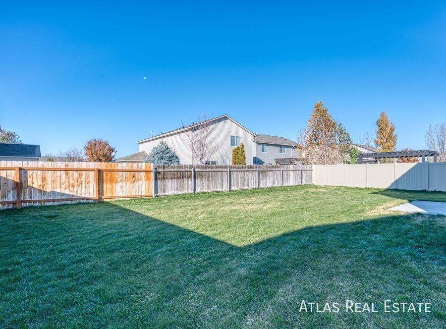 19563 Calais Ave - Photo 7 of 42