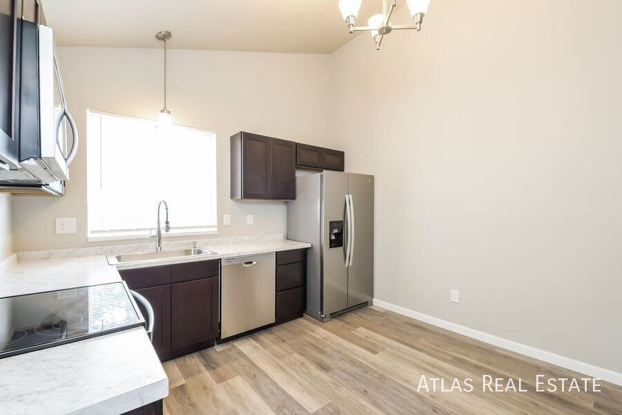 1417 S Biscay Way - Photo 7 of 22