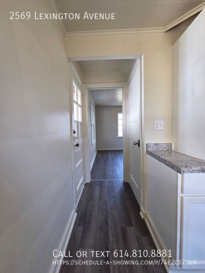 2569 Lexington Ave - Photo 3 of 16