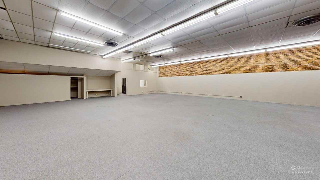 105 E 1st St #130 - Photo 5 of 12