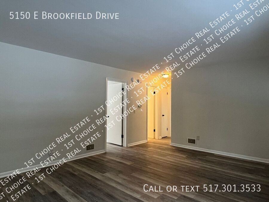 5150 E Brookfield Dr - Photo 4 of 21