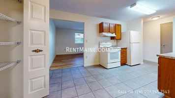 featured image of 33 Longrale Park Apt B #Apt B