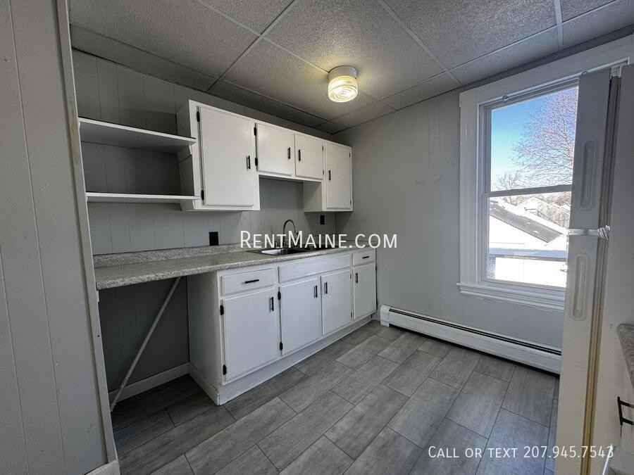 17 Edwards St #2 - Photo 2 of 10