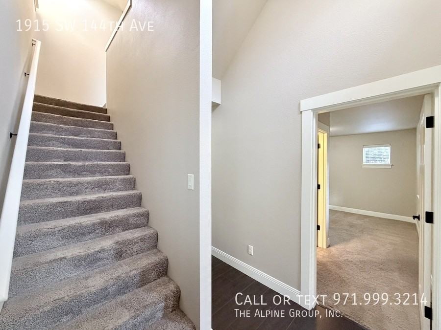 1915 Sw 144th Ave - Photo 3 of 43