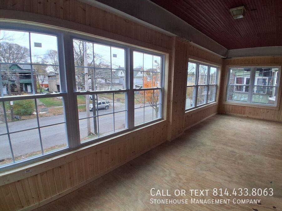 620 E 6th St #2ndFL - Photo 2 of 11