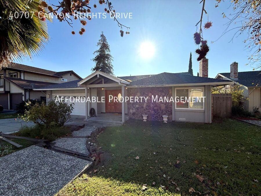 40707 Canyon Heights Dr - Photo 2 of 31