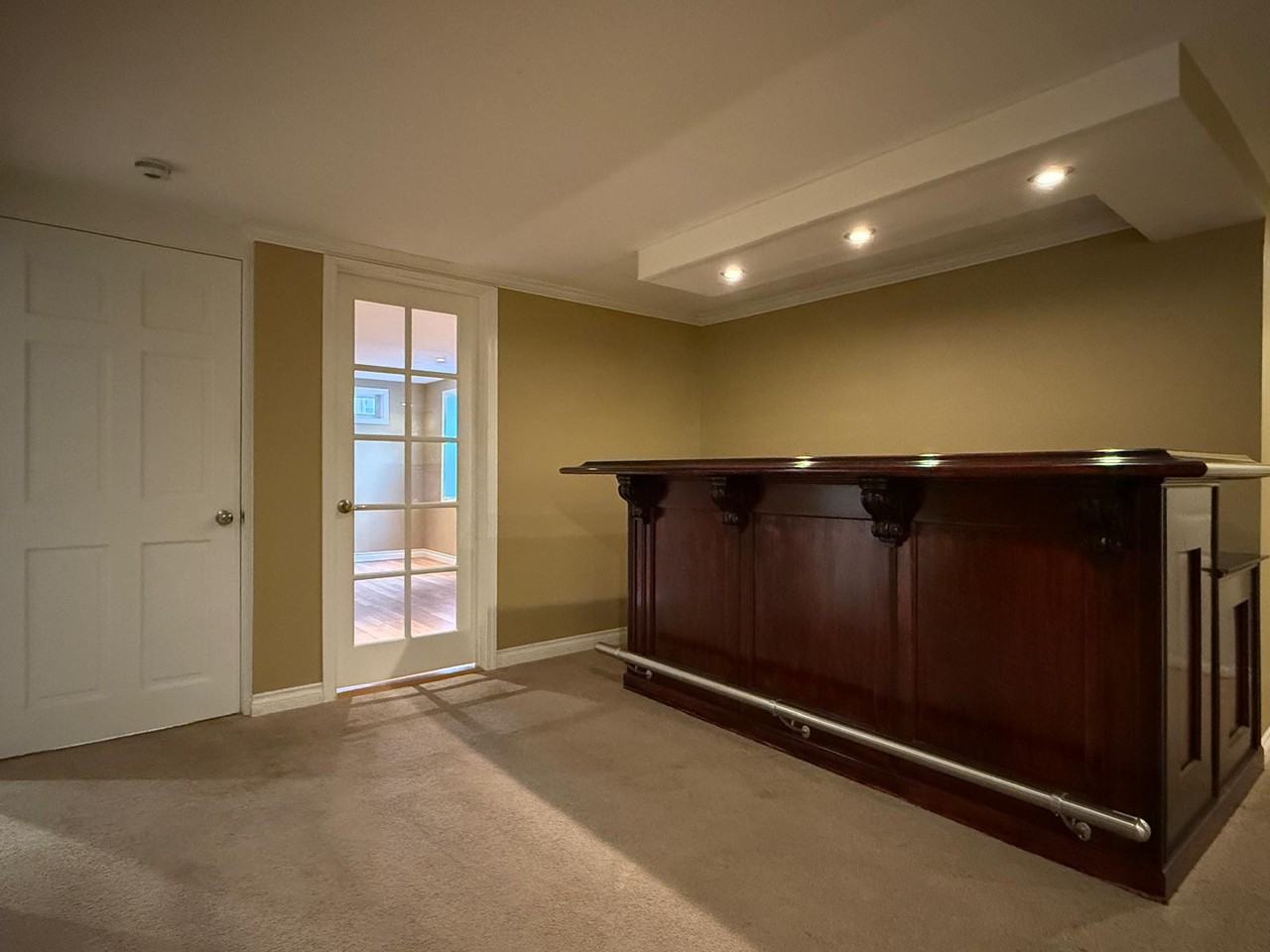 11910 E 10th Ave - Photo 7 of 14