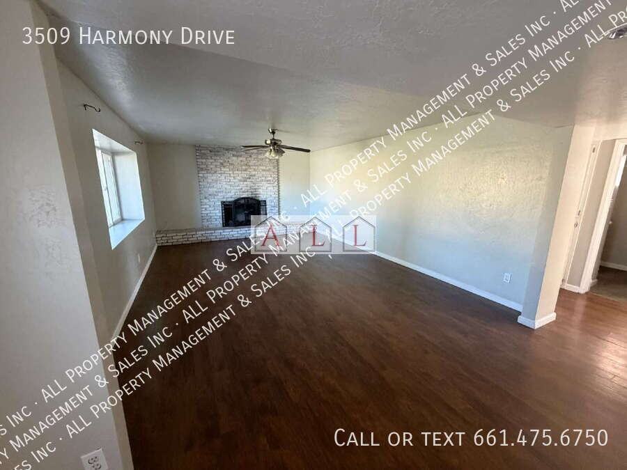 3509 Harmony Dr - Photo 2 of 19