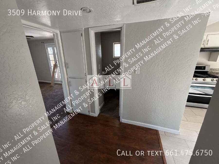 3509 Harmony Dr - Photo 7 of 19
