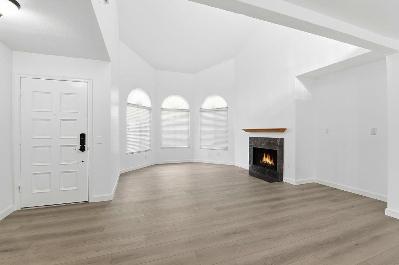 29016 Lillyglen Dr #29016 - Photo 7 of 23