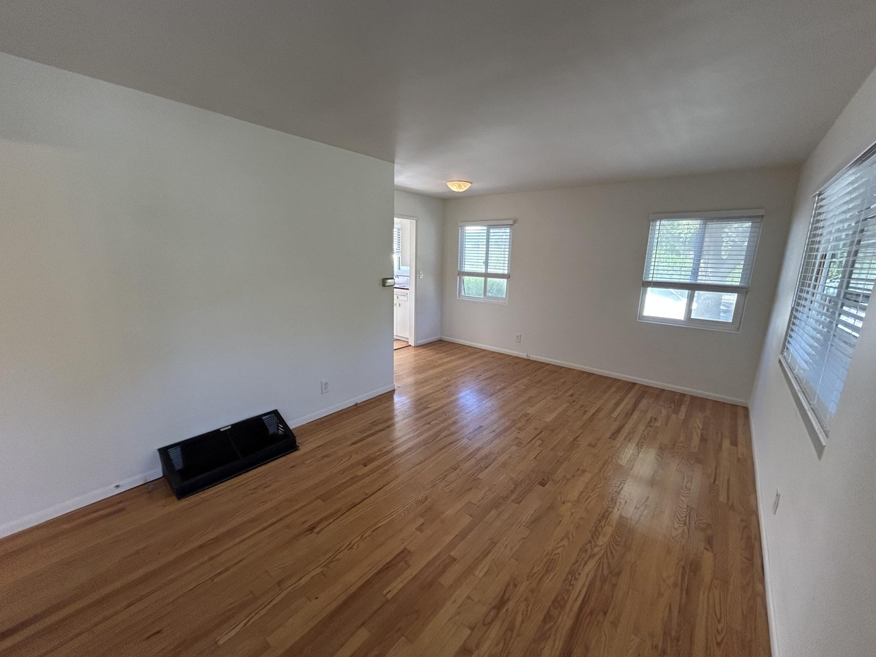 530 E Anapamu St #530A - Photo 4 of 7