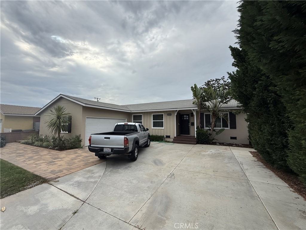 11851 Robert Ln #11851 - Photo 4 of 17