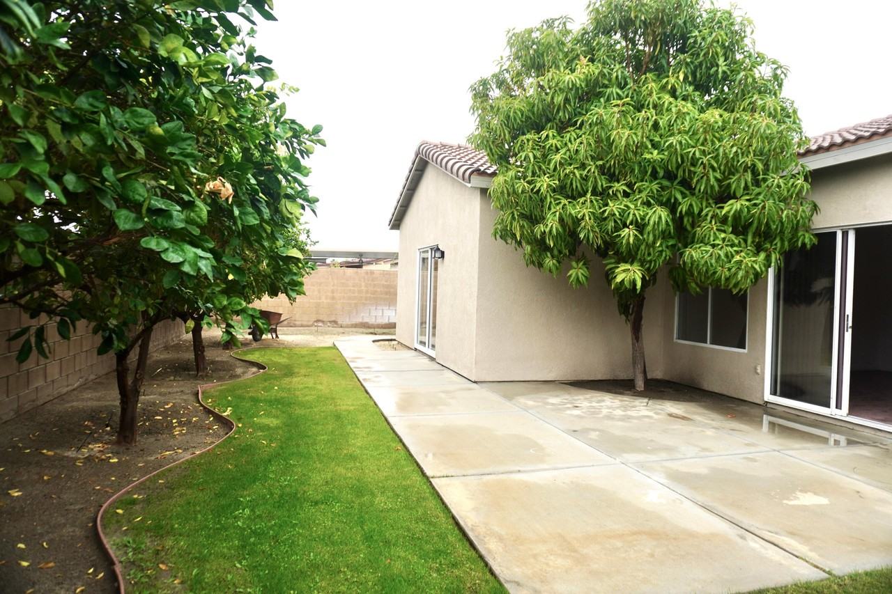 83125 Broadmoor Dr #83125 - Photo 4 of 8