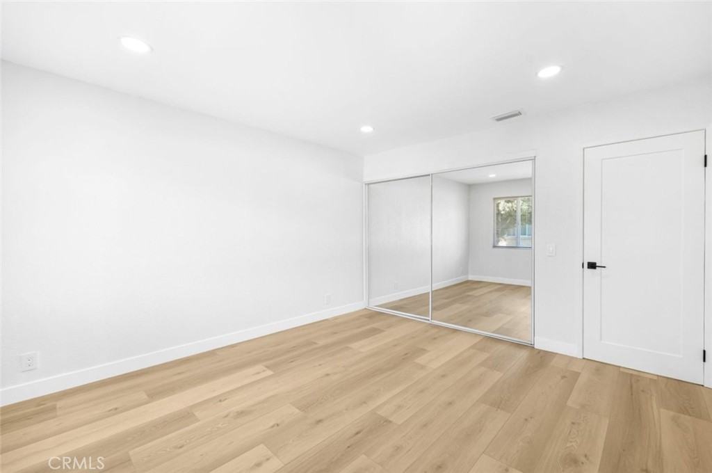 7435 Shadyglade Ave #7435-5 - Photo 3 of 21