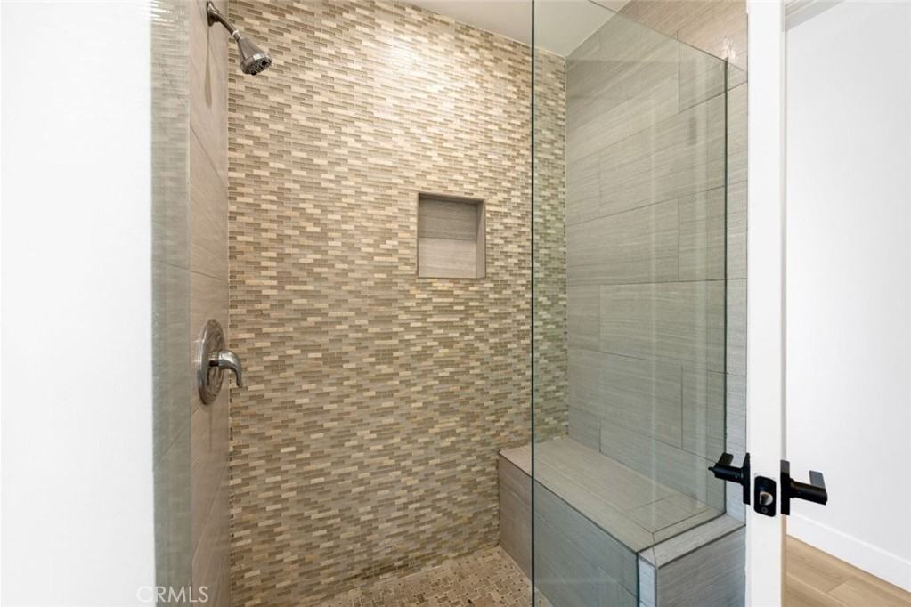 7435 Shadyglade Ave #7435-5 - Photo 5 of 21