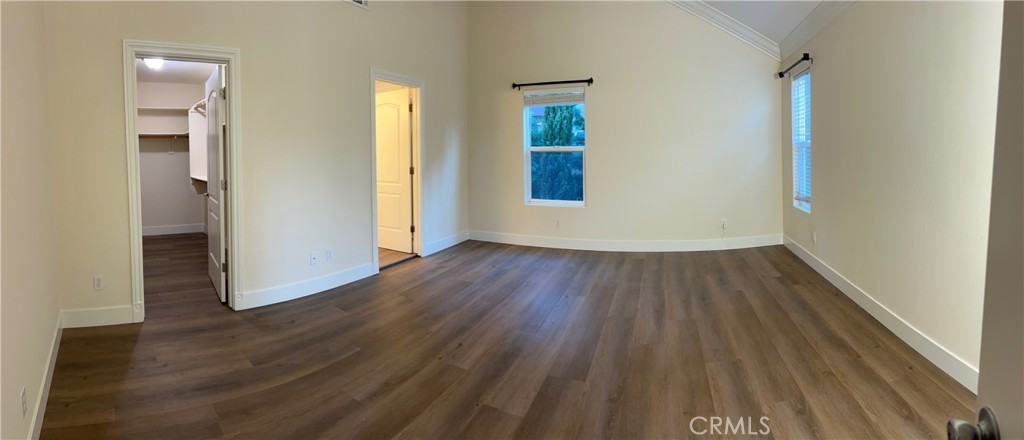 13768 Cordary Ave #13768 - Photo 4 of 46