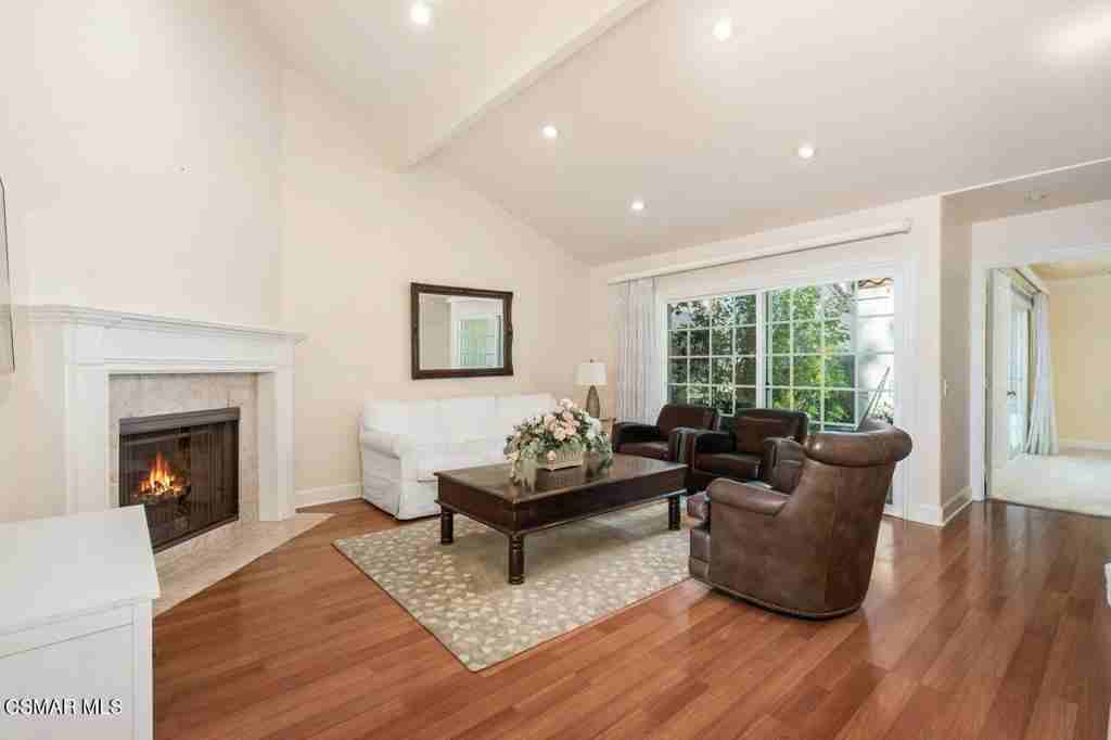 2004 Birchdale Ct #2004 - Photo 3 of 22