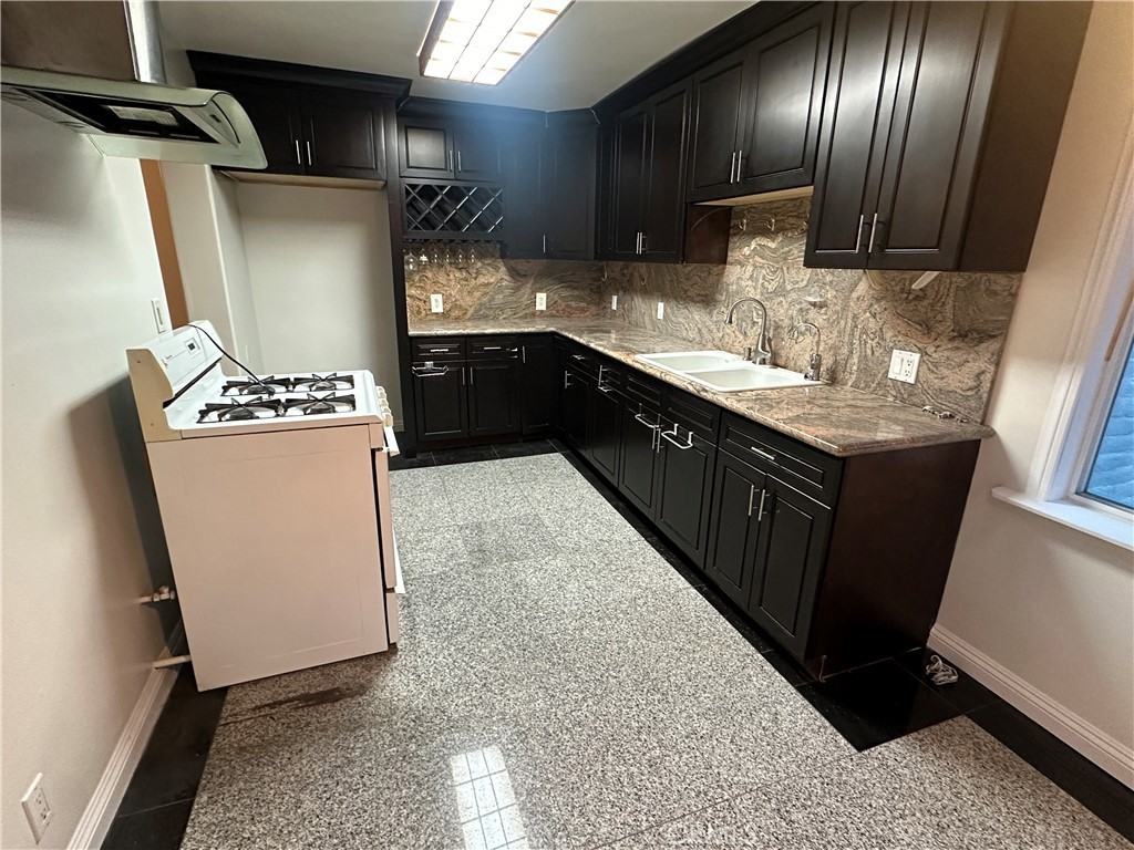 2972 June St #2972 - Photo 2 of 16