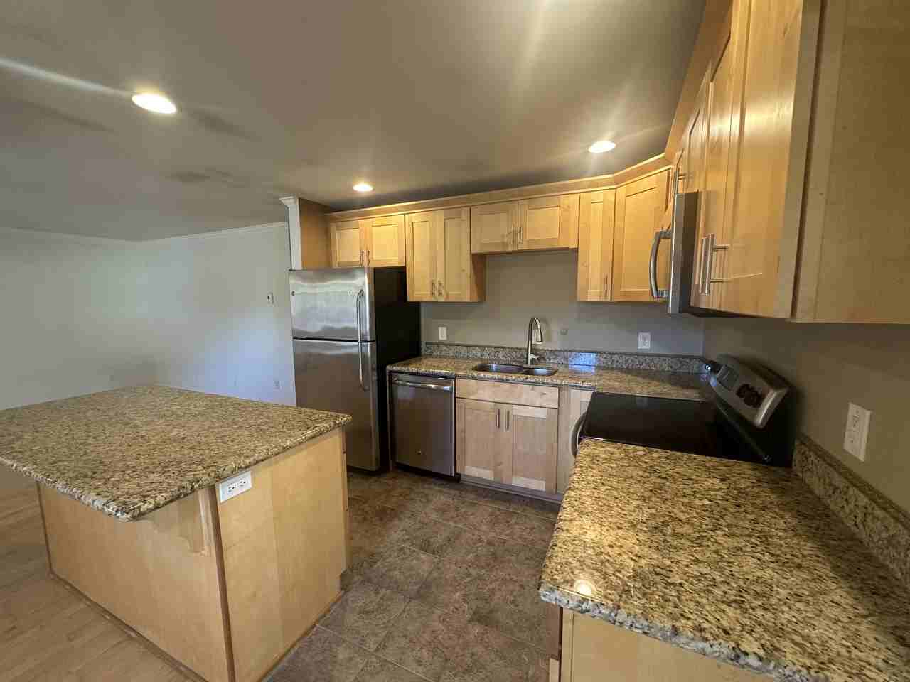 415 Healy Ave S #1 - Photo 3 of 16