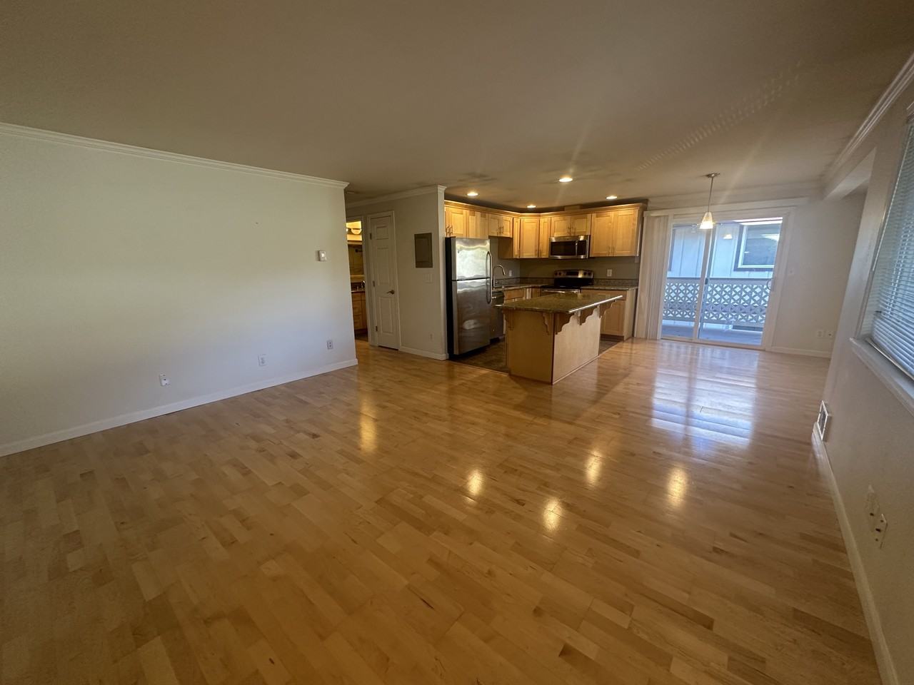 415 Healy Ave S #1 - Photo 5 of 16