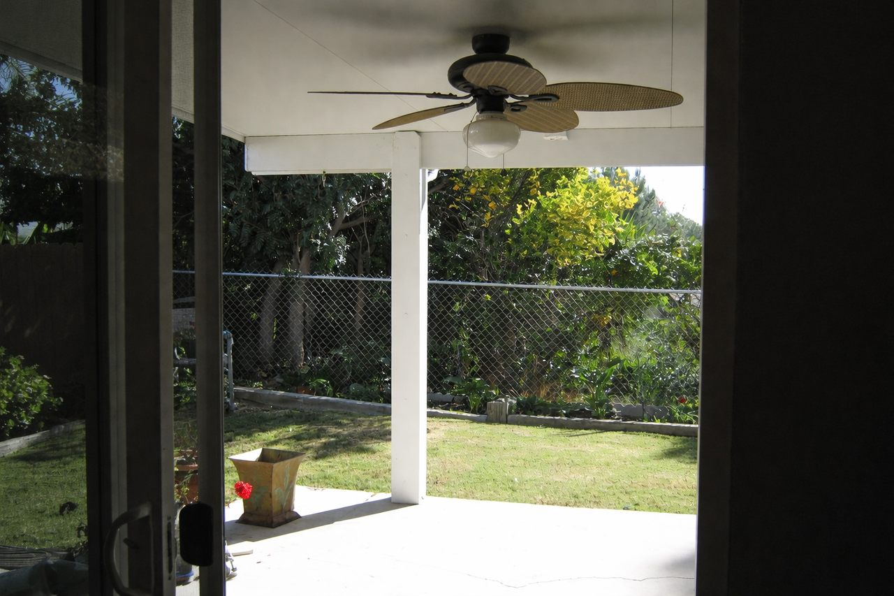 220 Sandstone St #1 - Photo 5 of 7