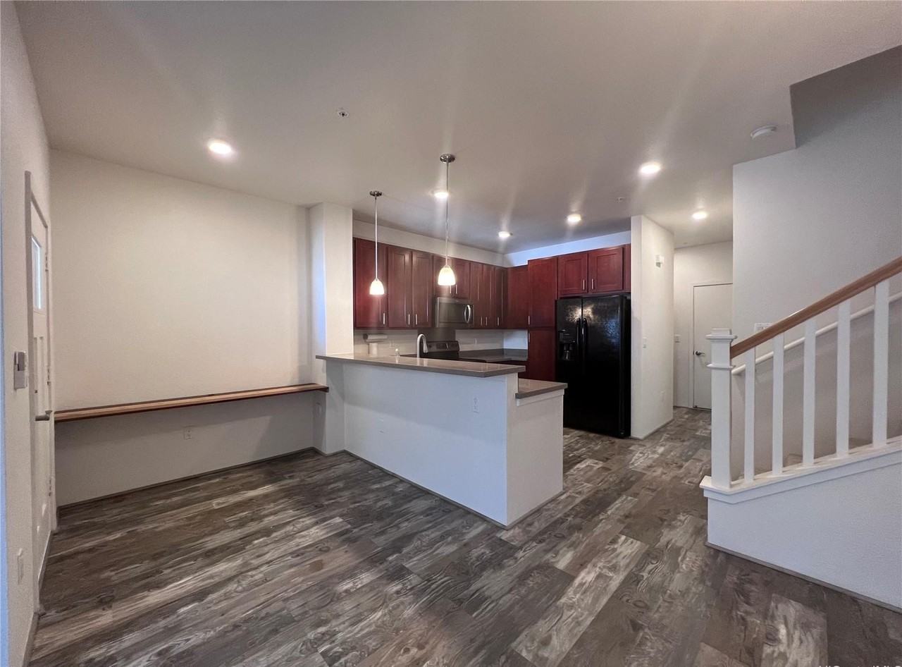 550 Kamaaha Ave #1 - Photo 2 of 24