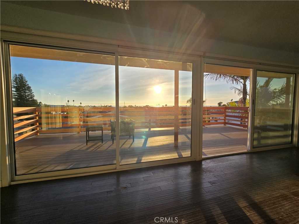 509 N Helberta Ave #509A - Photo 4 of 25