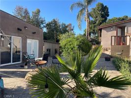 featured image of 1412 Pine Heights Way #1412