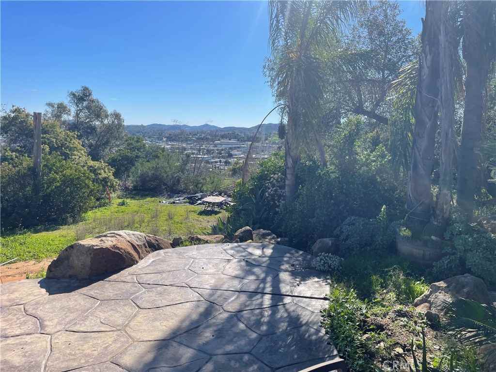 1412 Pine Heights Way #1412 - Photo 6 of 24