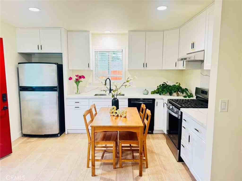 3270 N Rancho La Carlota Rd