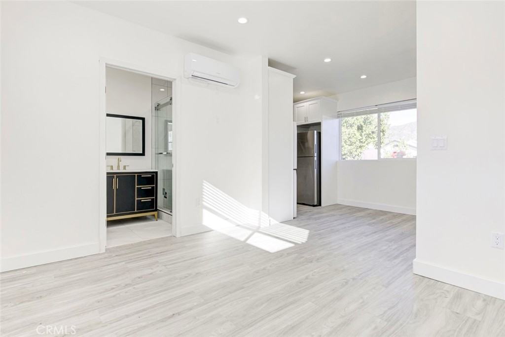 7846 Kyle St #7846 - Photo 4 of 12