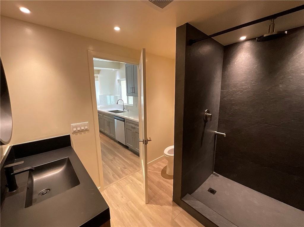 7841 Wentworth St #7841 - Photo 7 of 8