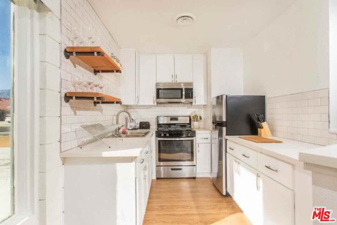 68080 Risueno Rd #68080 - Photo 4 of 7