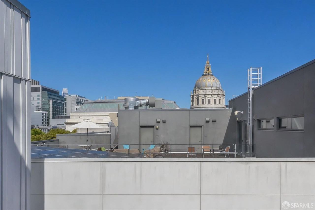 388 Fulton St #388-501 - Photo 7 of 31