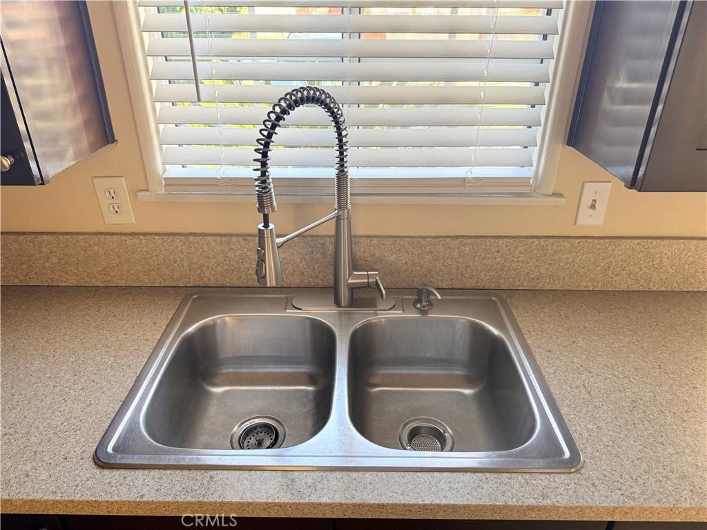 7656 Bellaire Ave #7656 - Photo 3 of 16