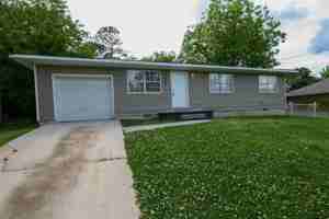 featured image of Roseridge Dr #1