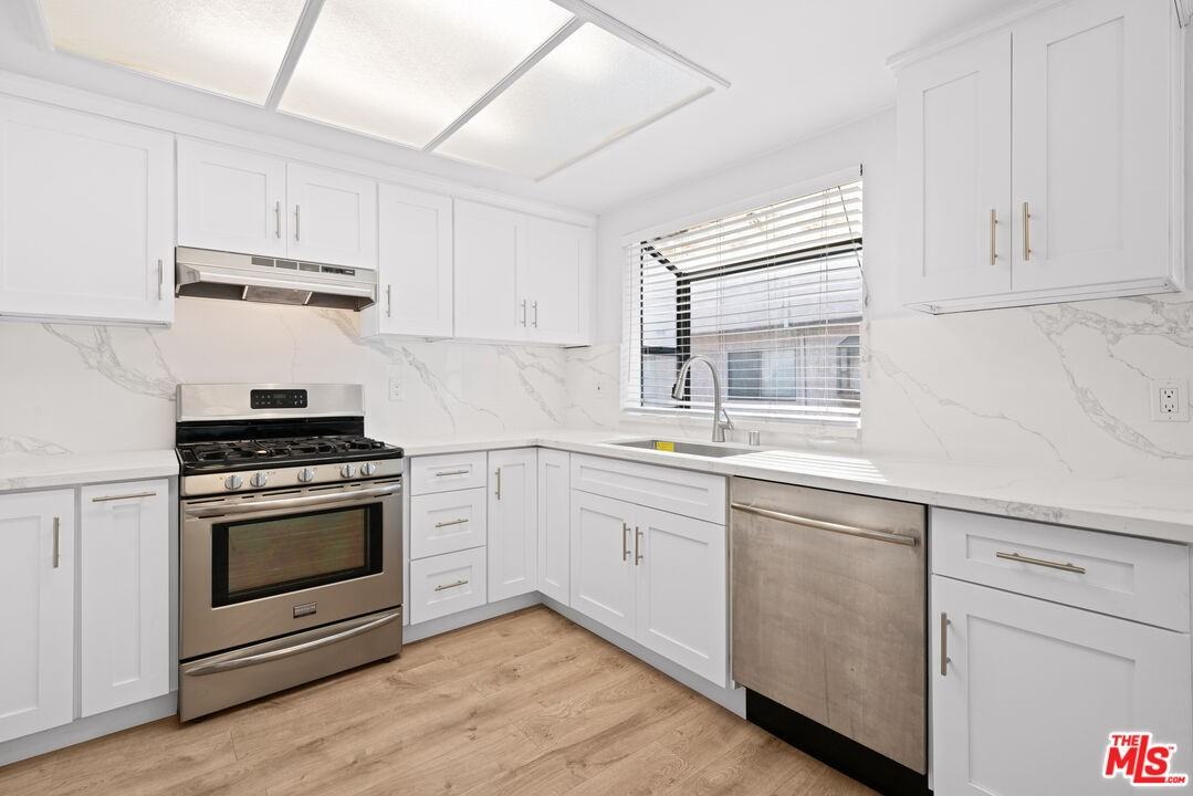 7904 Topanga Canyon Blvd #7904-6 - Photo 2 of 24