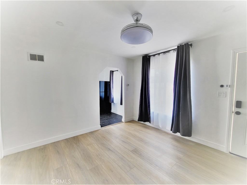 1970 Saint Louis Ave #1970 - Photo 2 of 14