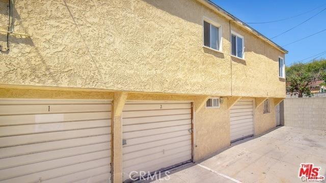 1970 Saint Louis Ave #1970 - Photo 3 of 14