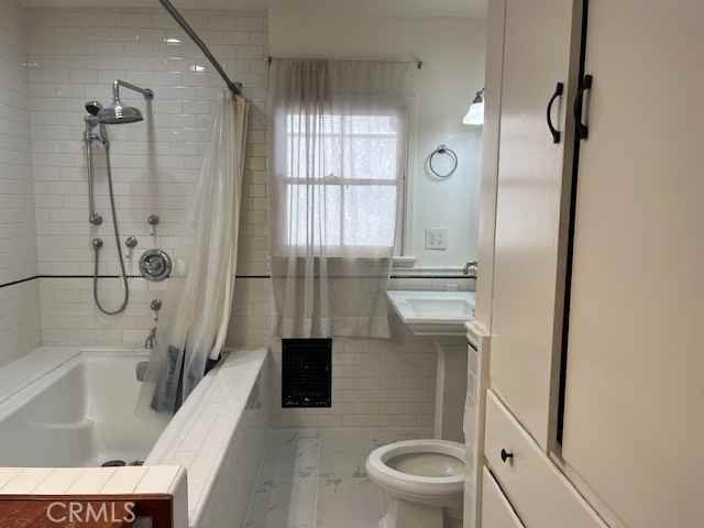 1718 Gillette Crst #1718 - Photo 4 of 10