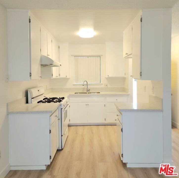 1451 Michigan Ave #1451-17 - Photo 7 of 15