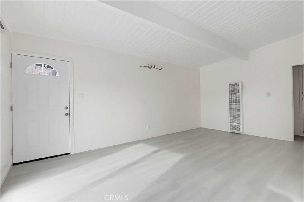 607 Mound Ave #607E - Photo 4 of 22