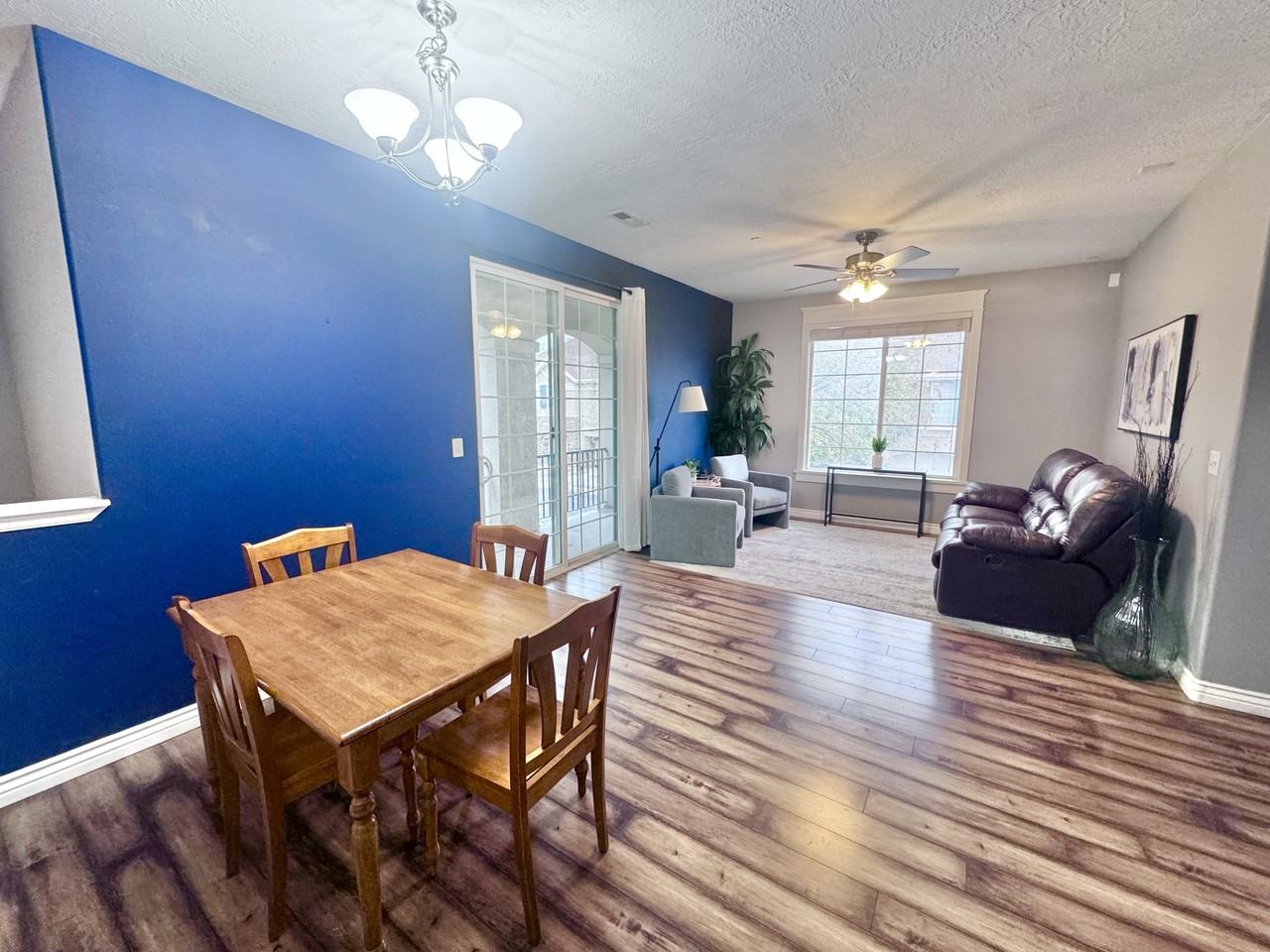 7 N Clayton Ct #1 - Photo 3 of 16