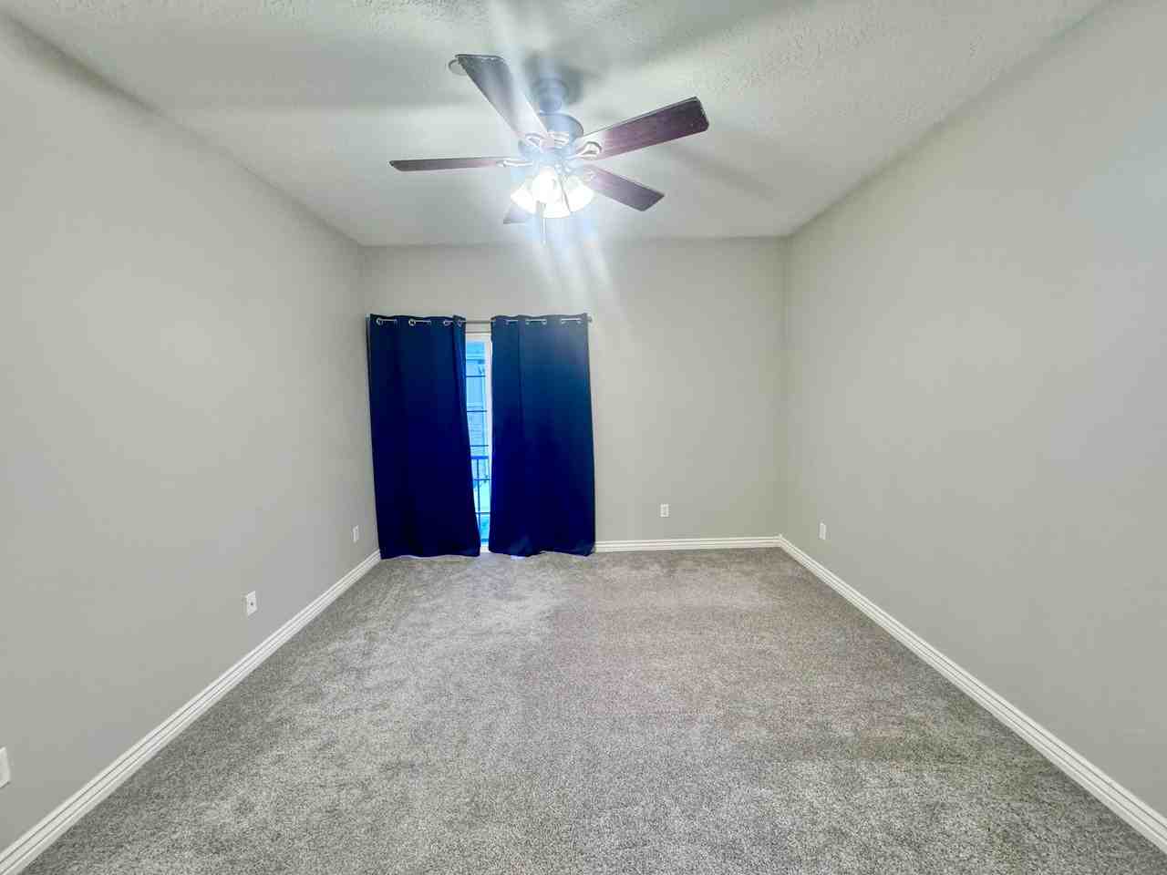 7 N Clayton Ct #1 - Photo 7 of 16