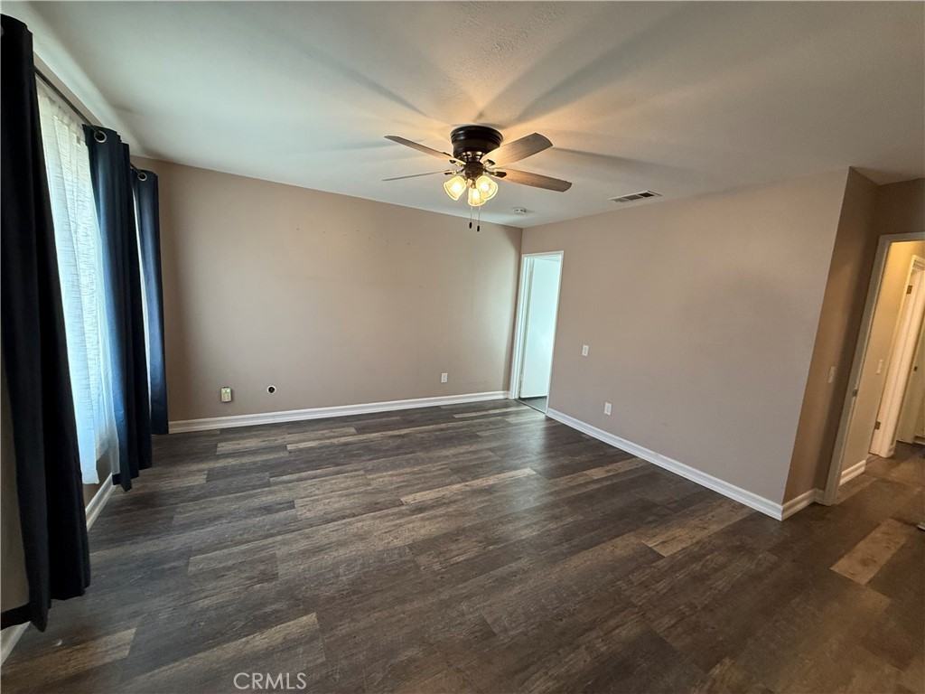 12640 Garden Ave #12640 - Photo 5 of 18