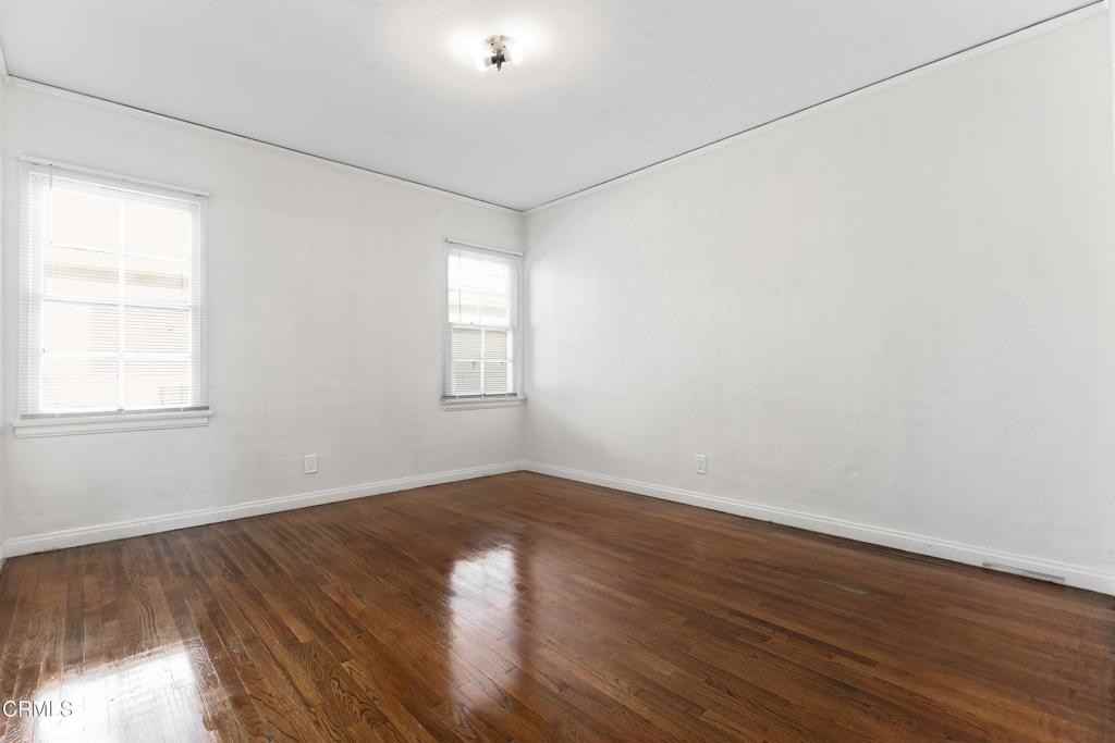 11473 Cumpston St #11473 - Photo 5 of 9